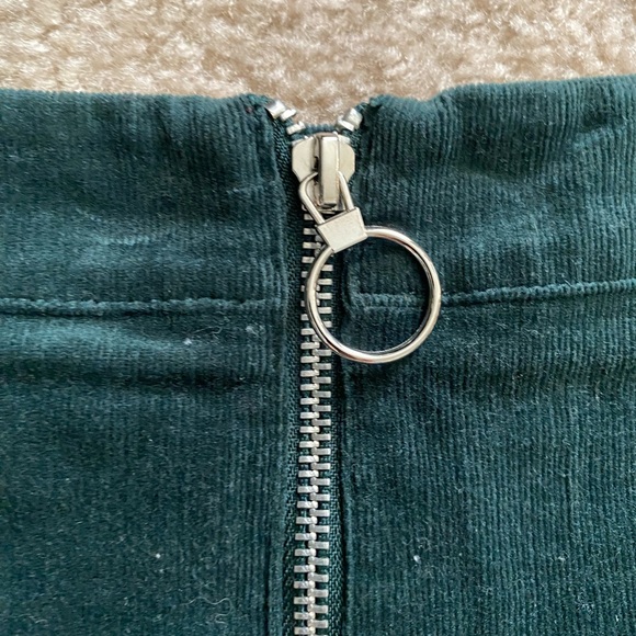 Corduroy mini skirt - Picture 2 of 3